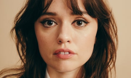 Fehér Lótusz: Aimee Lou Wood, Daddy Musk és a diagnózisok!